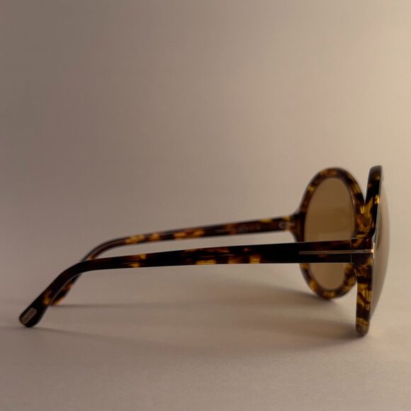 TOM FORD CARRIE SUNGLASSES IN TURTOISE SHELL main image 4
